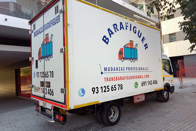 camion-mudanza-bcn.jpg