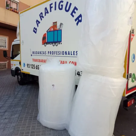 Embalaje profesional para mudanzas en Barcelona 4 empresa-mudanzas-barcelona (18)